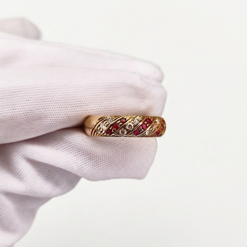 Argolla Rubies con Diamantes Oro 18k - Imagen 2