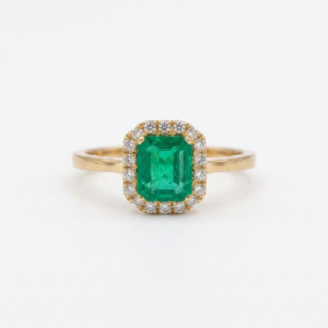 Anillo Cluster Diamantes y Esmeralda Top calidad Oro 18k