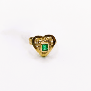 Anillo Corazón Esmeralda - 0145564 (1) Anillo Filigrana en corazon con Esmeralda Oro 18k