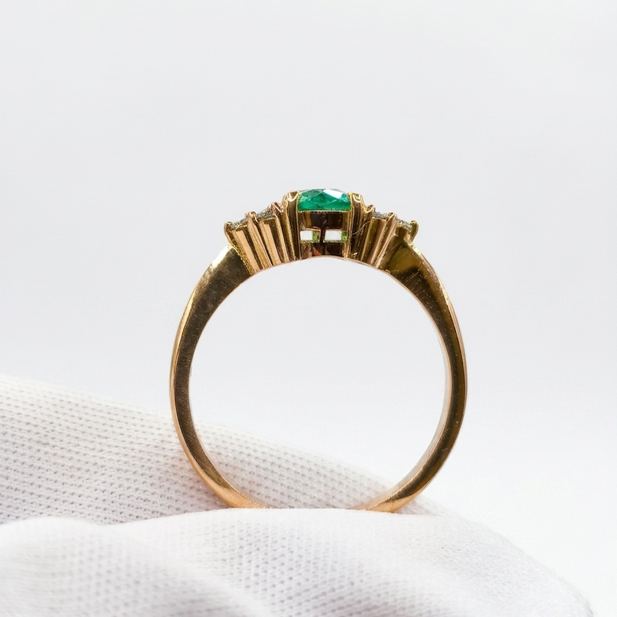 Anillo Esmeralda Redonda con diamantes Oro 18k - Imagen 2
