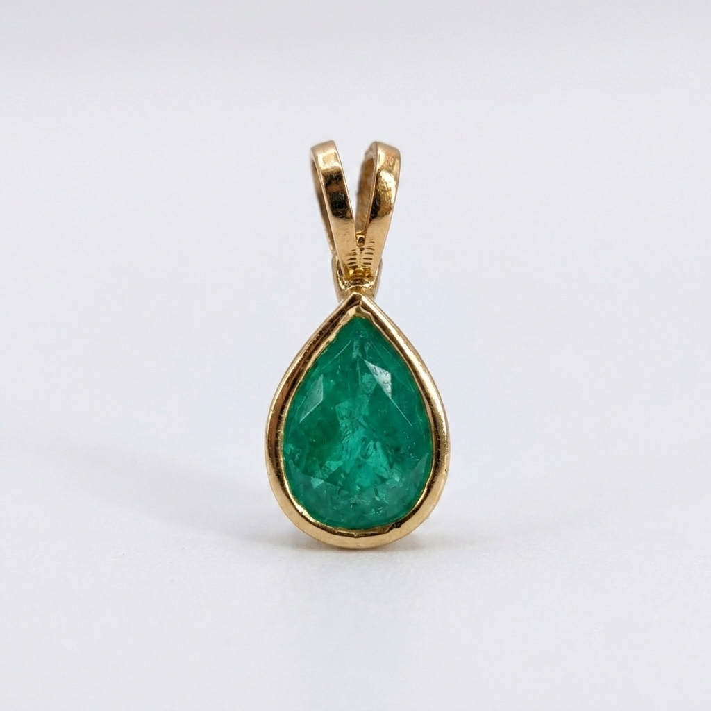 Dije Lagrima Biselada Oro 18k