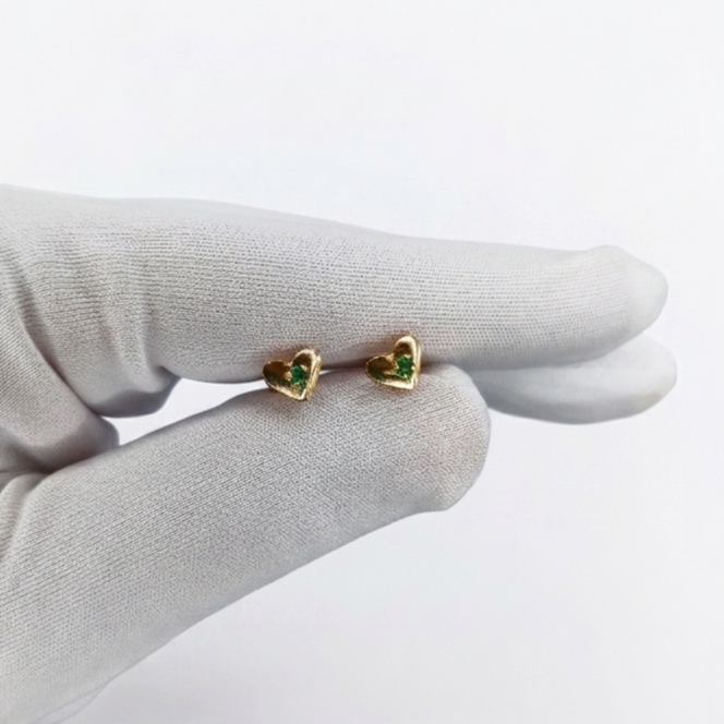 Aretes Topo Corazón con Esmeralda Redonda Oro 18k - Imagen 2