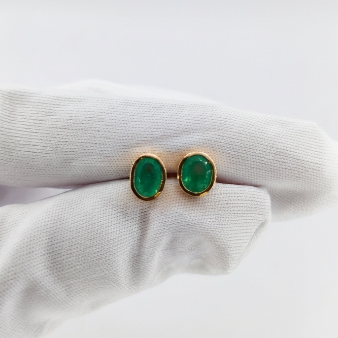 Topos Clásicos Esmeralda Ovalo biselada Oro 18k - Imagen 2
