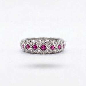 Argolla diamantes y rubies Oro Blanco 18k