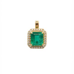 Dije Cluster Chushion con Halo de diamantes Oro 18k