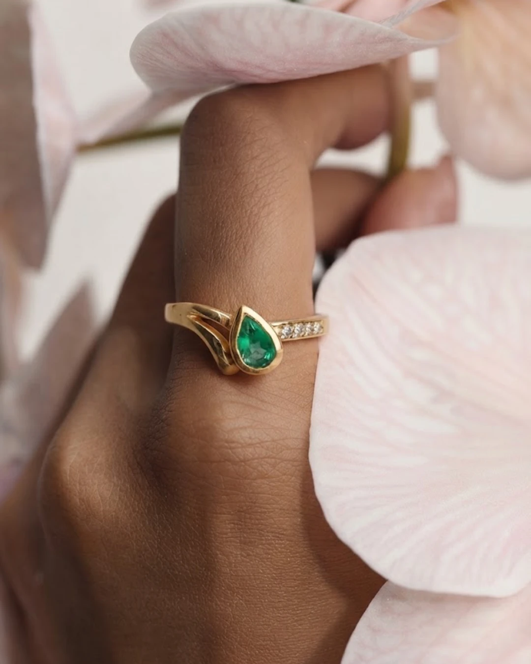 Colombia Emerald — piece and workshop
