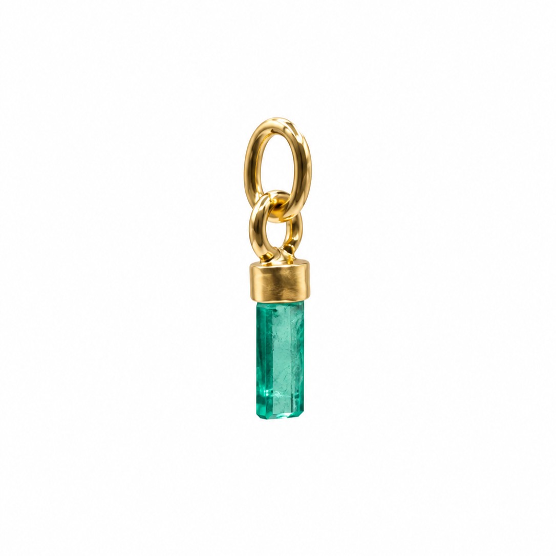 Dijes Canutillo con esmeralda pequeño Oro 18k